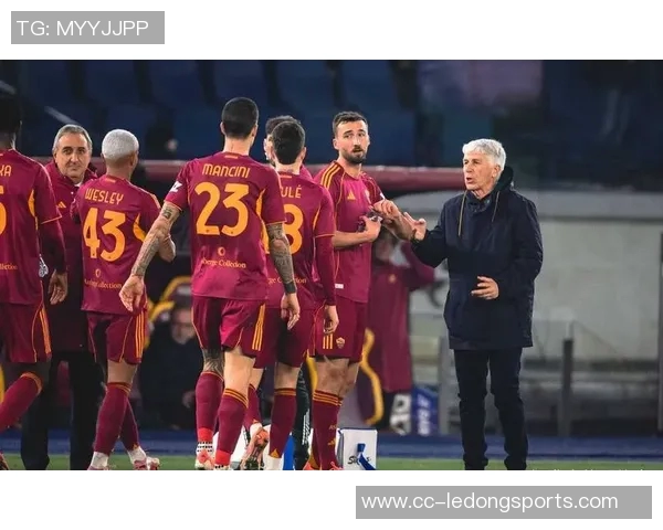 韦斯利凭借制胜进球荣膺罗马对科莫比赛最佳球员称号