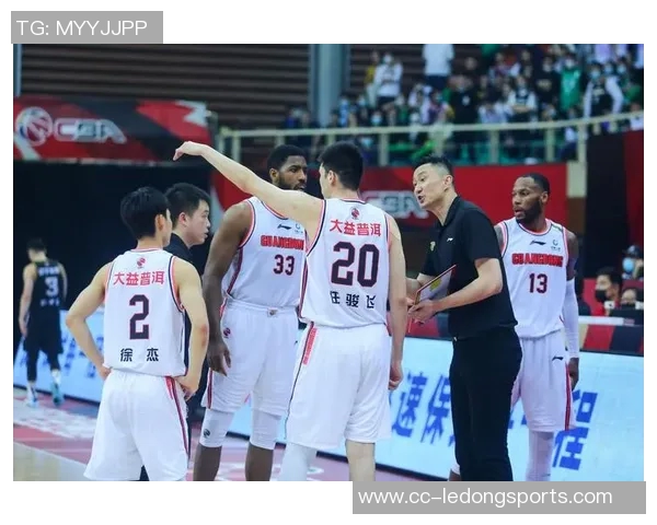 体坛周报深入分析北京男篮争冠之路的短板与提升方向